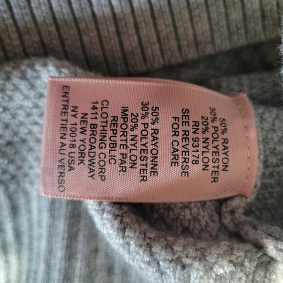 Philosophy Women’s Light Grey/Gray Soft Sweater 1X NWT Rayon Blend - Picture 6 of 8